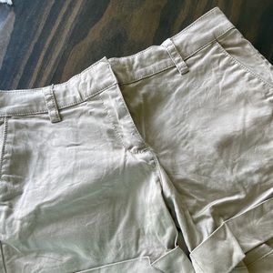 Old Navy Women’s stretch shorts